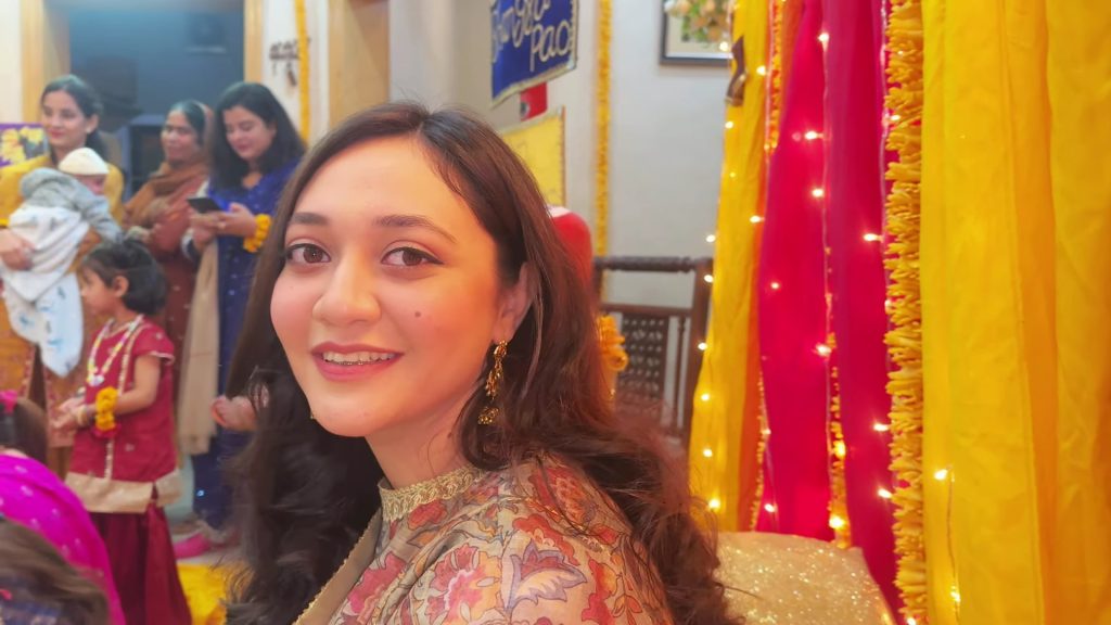 Rajab Butt & Wife First Dholki Pictures | Reviewit.pk
